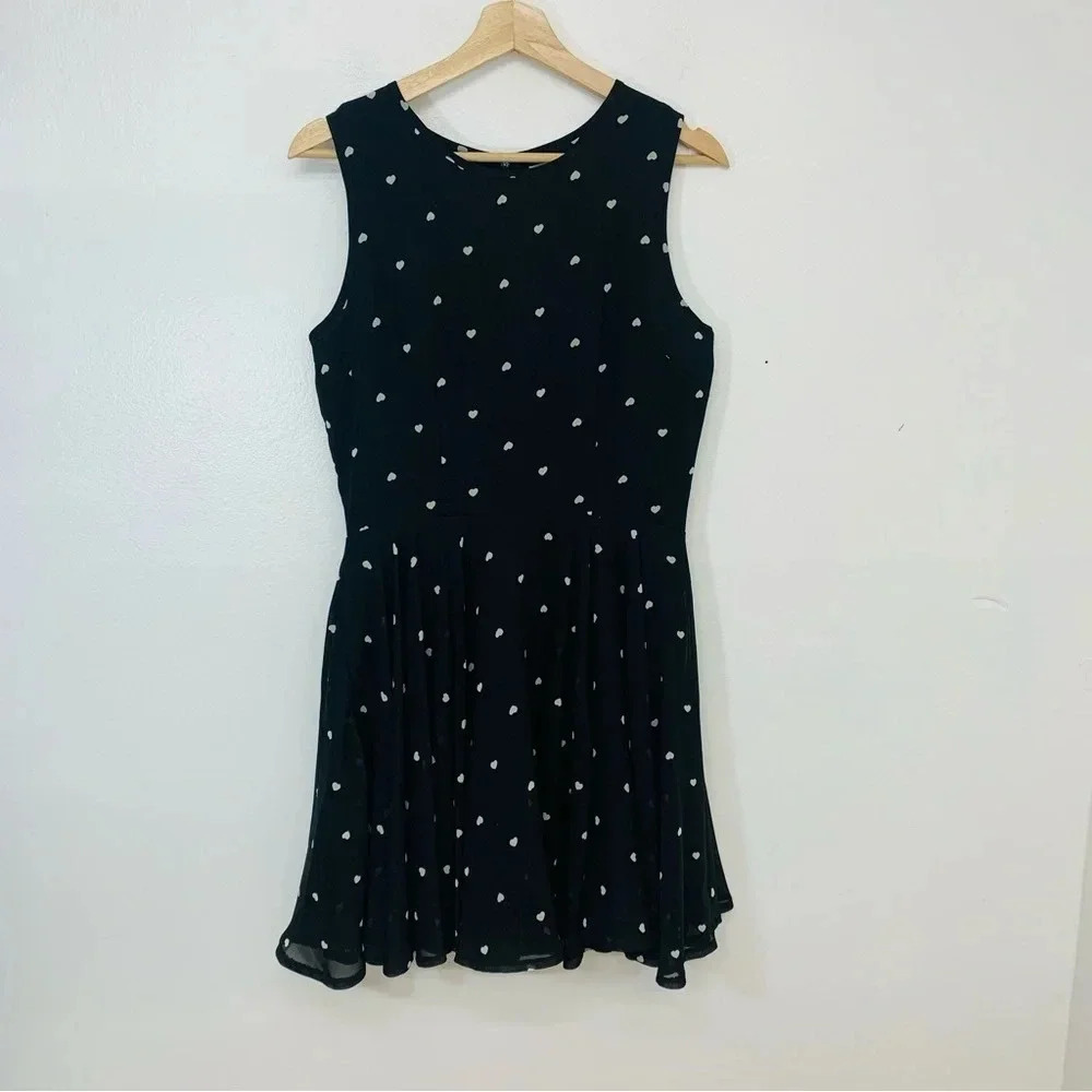 Maison Jules Dress Woman Medium Fit Flare Sleeveless Black White Hearts Flowy
